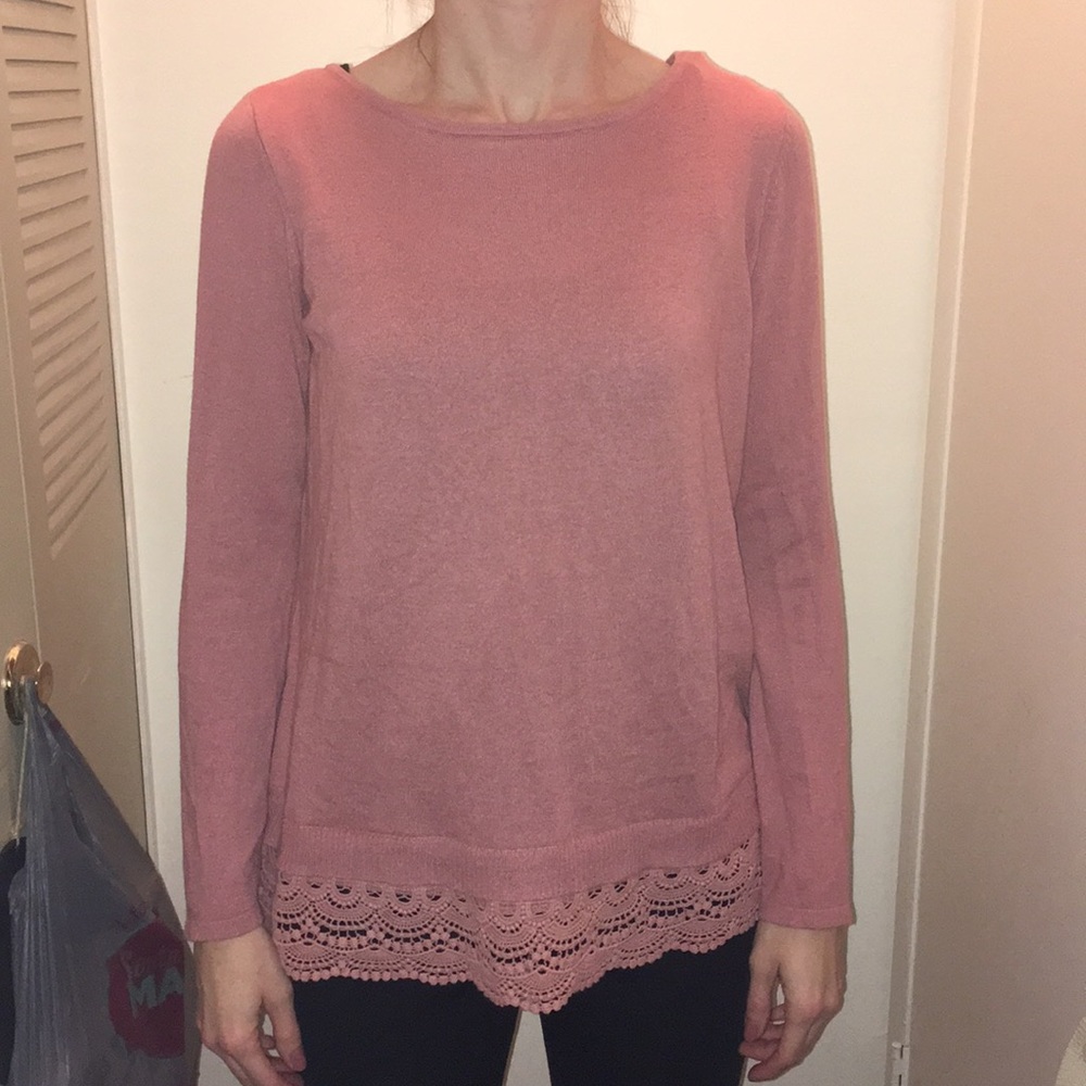 Roz & Ali split back sweater